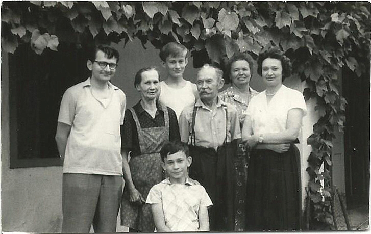 Nah�t ezt ki csin�lta? Az Ap�m is (v�gre) rajta van!